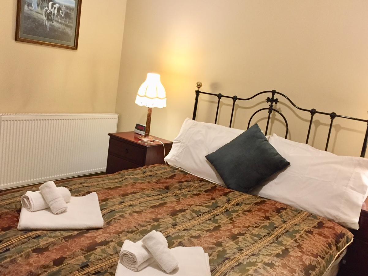 Albatross Inn Bed & Breakfast Дюндин Екстериор снимка